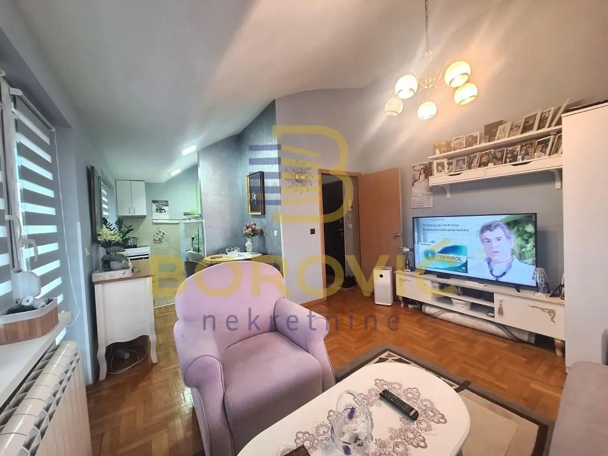 Sale, one bedroom apartment, 35m², Uciteljsko Naselje, Zvezdara Sve Podlokacije
