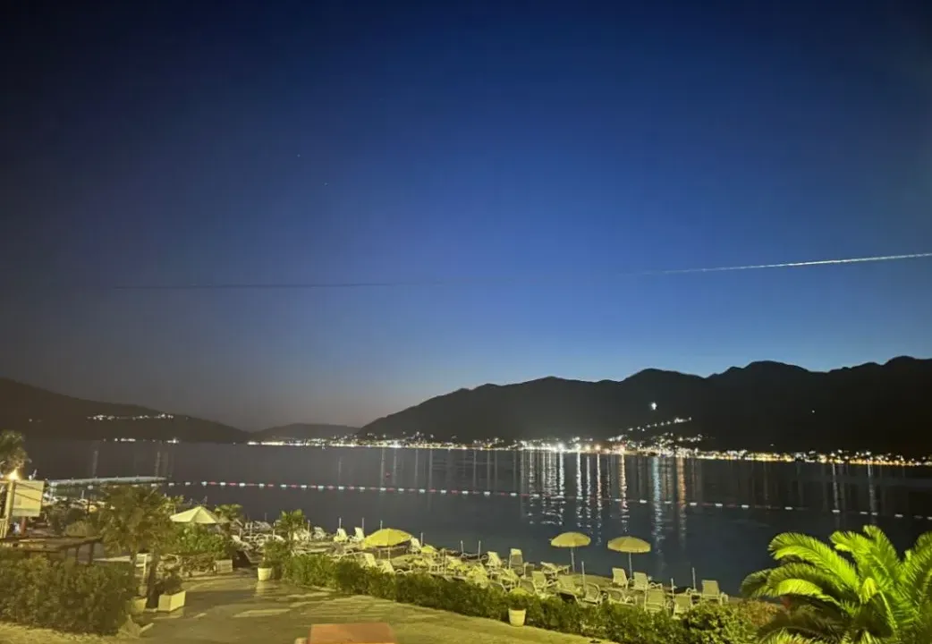 Izdavanje, jednosoban stan, 50m², Donja Lastva, Tivat