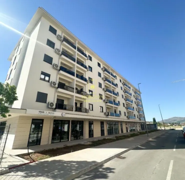 Izdavanje, dvosoban stan, 53m², New City, Podgorica