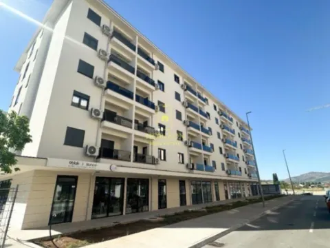 Izdavanje, dvosoban stan, 53m², New City, Podgorica