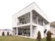 Prodaja, kuća, 250m², Tološi, Podgorica - image 1