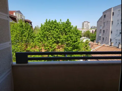 Prodaja, trosoban stan, 75m², Voždovac Sve Podlokacije, Beograd - image 12