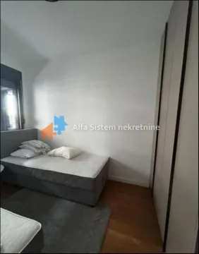 Izdavanje, trosoban stan, 76m², Skojevsko Naselje, Beograd - image 16