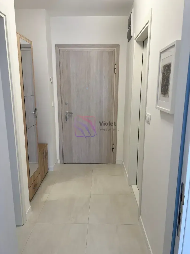 Izdavanje, jednosoban stan, 49m², Central Point, Podgorica
