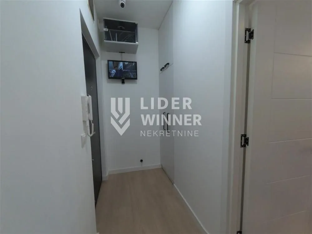 Sale, three bedroom apartment, 68m², Savski Venac, Beograd