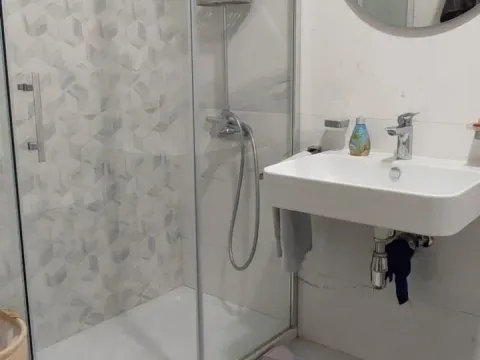 Izdavanje, jednosoban stan, 50m², Central Point, Podgorica - image 6