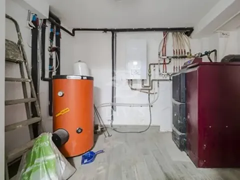 Sale, house, 274m², Partizanov Stadion, Beograd - image 18