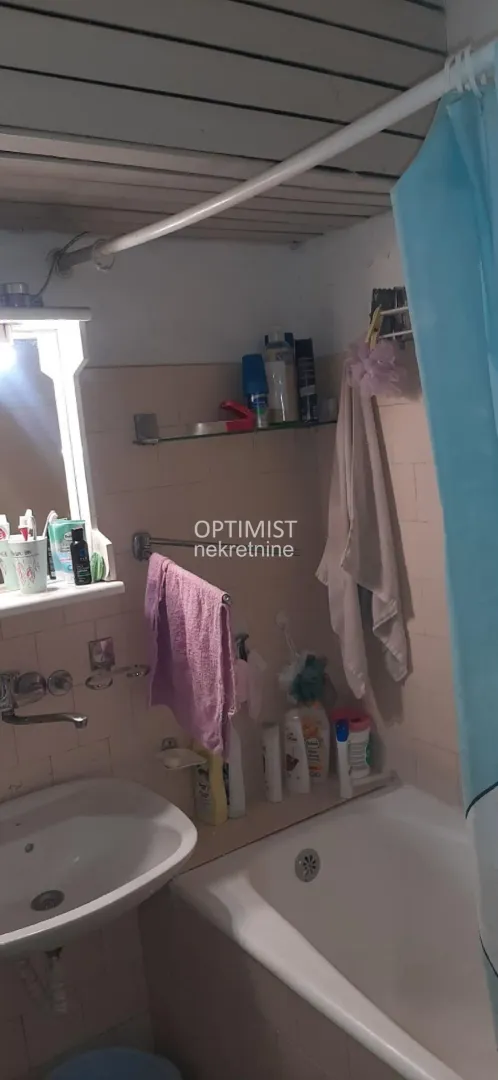 Sale, three bedroom apartment, 103m², Zvezdara Sve Podlokacije, Beograd