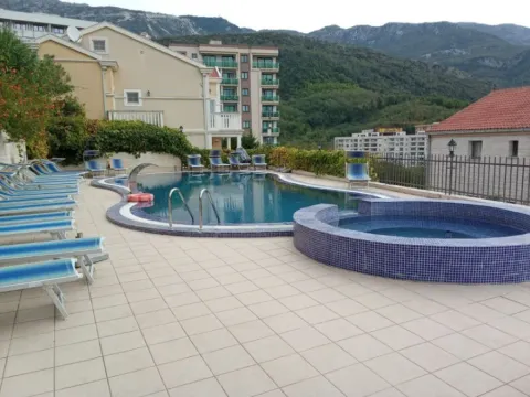 Izdavanje, jednosoban stan, 58m², Bečići, Budva - image 3
