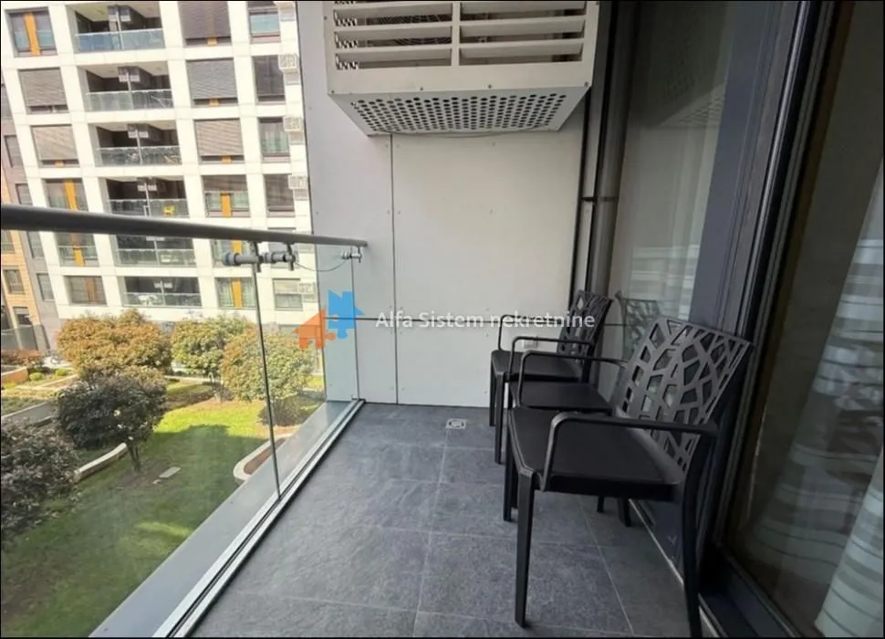 Izdavanje, trosoban stan, 70m², Novi Beograd Blok 65, Novi Beograd Sve Podlokacije