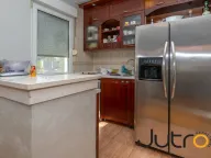 Izdavanje, trosoban stan, 115m², Podgorica, Crna Gora - image 2