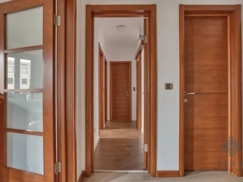 Rent, two bedroom apartment, 90m², Centar, Podgorica - image 14