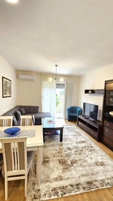 Izdavanje, jednosoban stan, 45m², Zabjelo, Podgorica