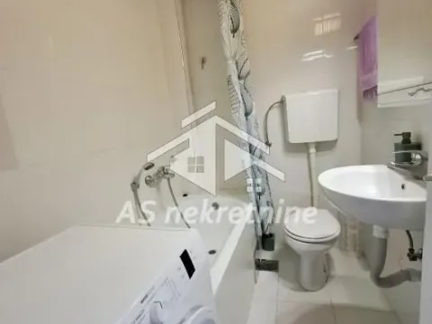 Izdavanje, dvosoban stan, 55m², Stari Grad, Beograd - image 9