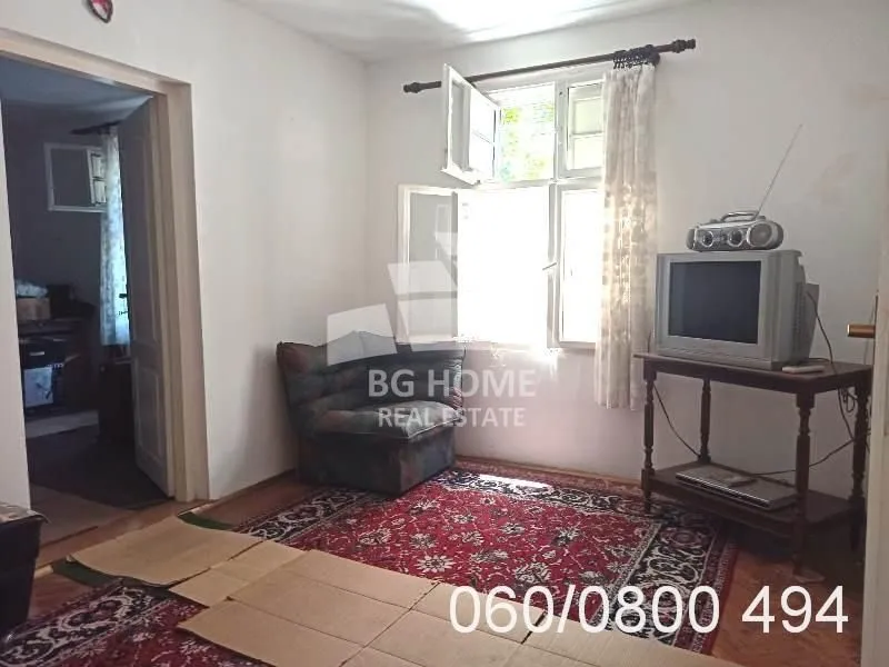 Prodaja, kuća, 110m², Uciteljsko Naselje, Zvezdara Sve Podlokacije