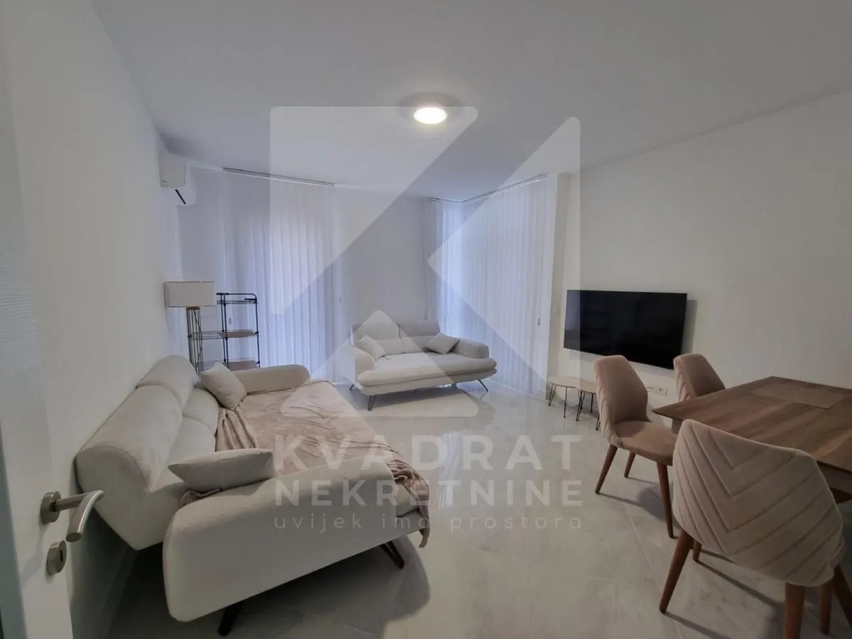 Prodaja, trosoban stan, 95m², Rozino, Budva