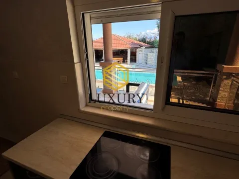 Izdavanje, kuća, 330m², Zeta, Podgorica - image 19