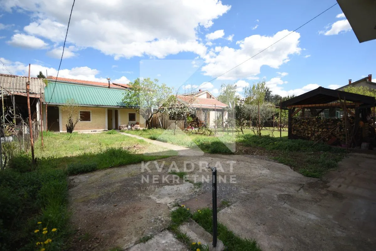 Izdavanje, dvosoban stan, 55m², Tološi, Podgorica