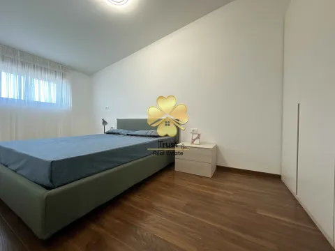 Izdavanje, četvorosoban stan, 110m², Master Kvart, Podgorica - image 9