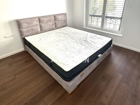 Rent, four bedroom apartment, 116m², Slavija, Vračar Sve Podlokacije - image 5