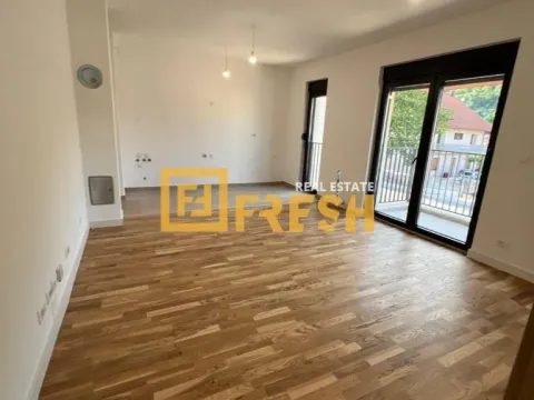 Izdavanje, dvosoban stan, 65m², Cetinje, Crna Gora - image 3