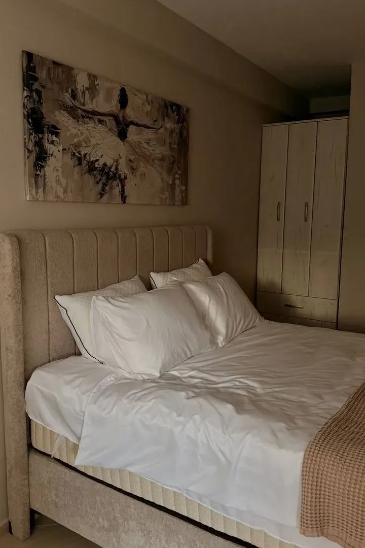 Izdavanje, jednosoban stan, 36m², Dobrota, Kotor