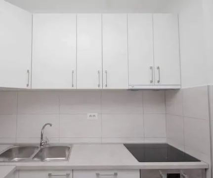 Izdavanje, jednosoban stan, 47m², City Kej, Podgorica - image 7