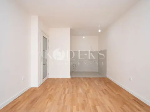 Izdavanje, poslovni prostor, 39m², Zabjelo, Podgorica - image 1