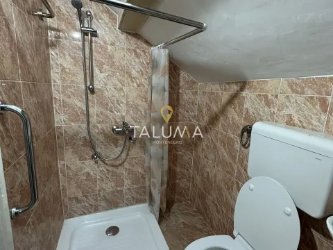 Izdavanje, jednosoban stan, 37m², Tološi, Podgorica - image 4