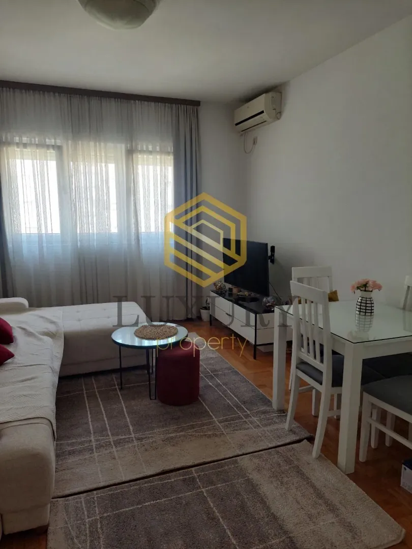 Rent, studio apartment, 25m², Pobrežje, Podgorica