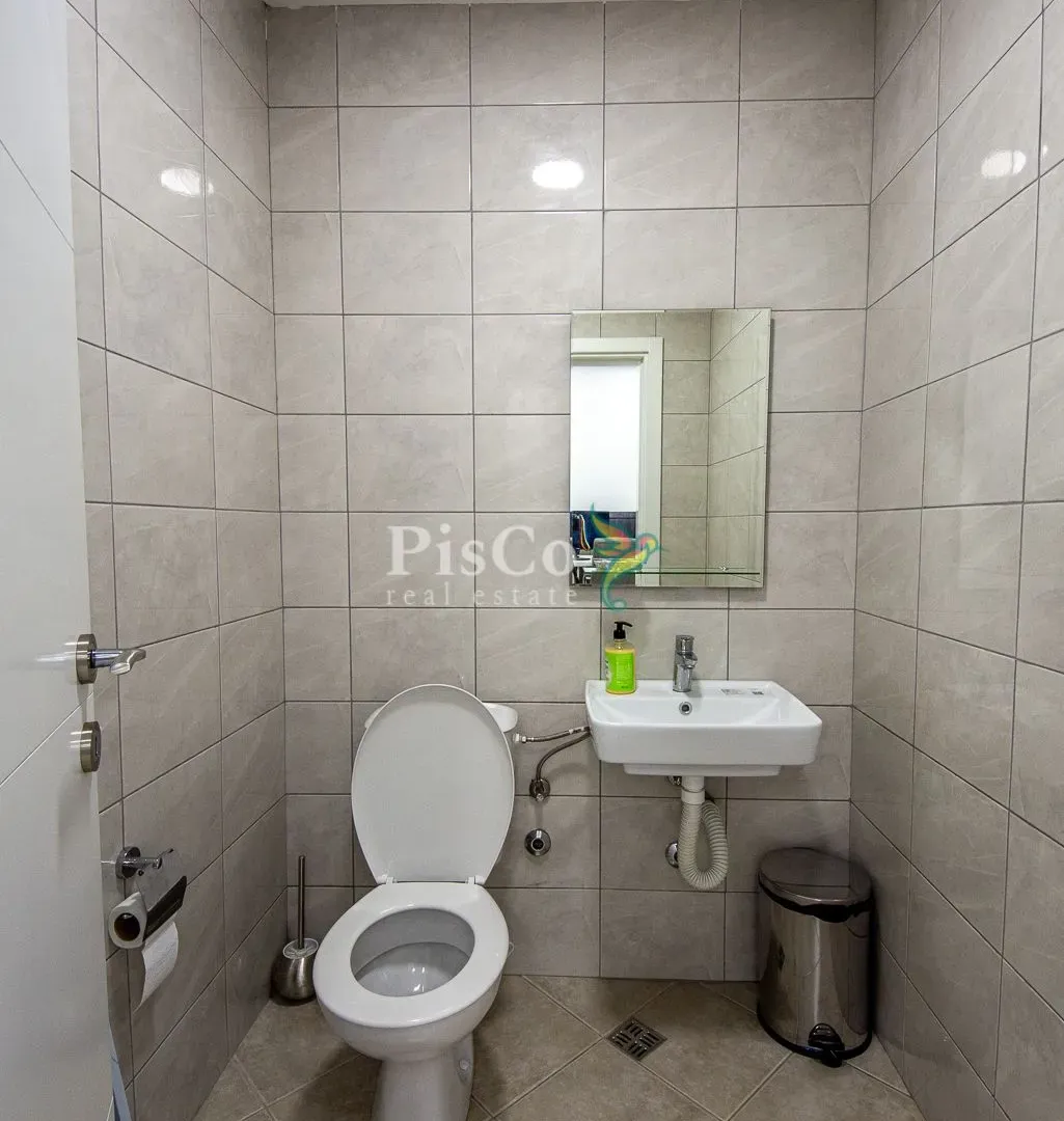 Sale, office space, 98m², Stari Aerodrom, Podgorica