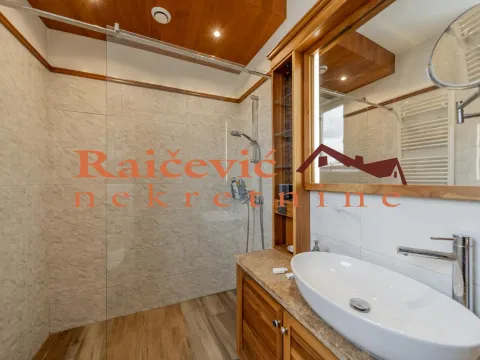 Sale, studio apartment, 85m², Vračar, Šid - image 15