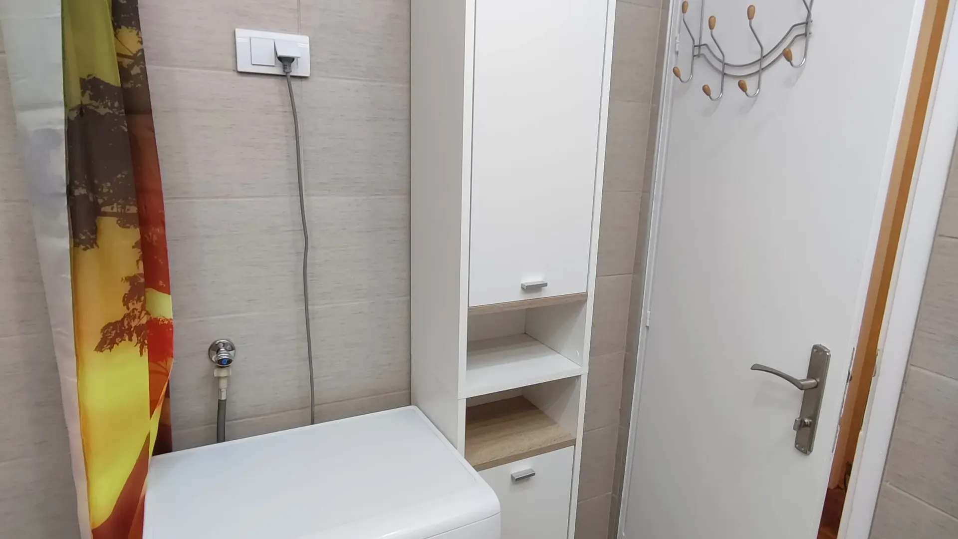 Izdavanje, jednosoban stan, 37m², Novo naselje, Novi Sad