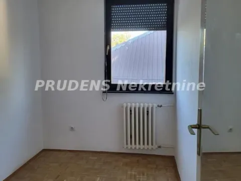 Izdavanje, trosoban stan, 65m², Kumodraž 1, Kumodraž Sve Podlokacije - image 9