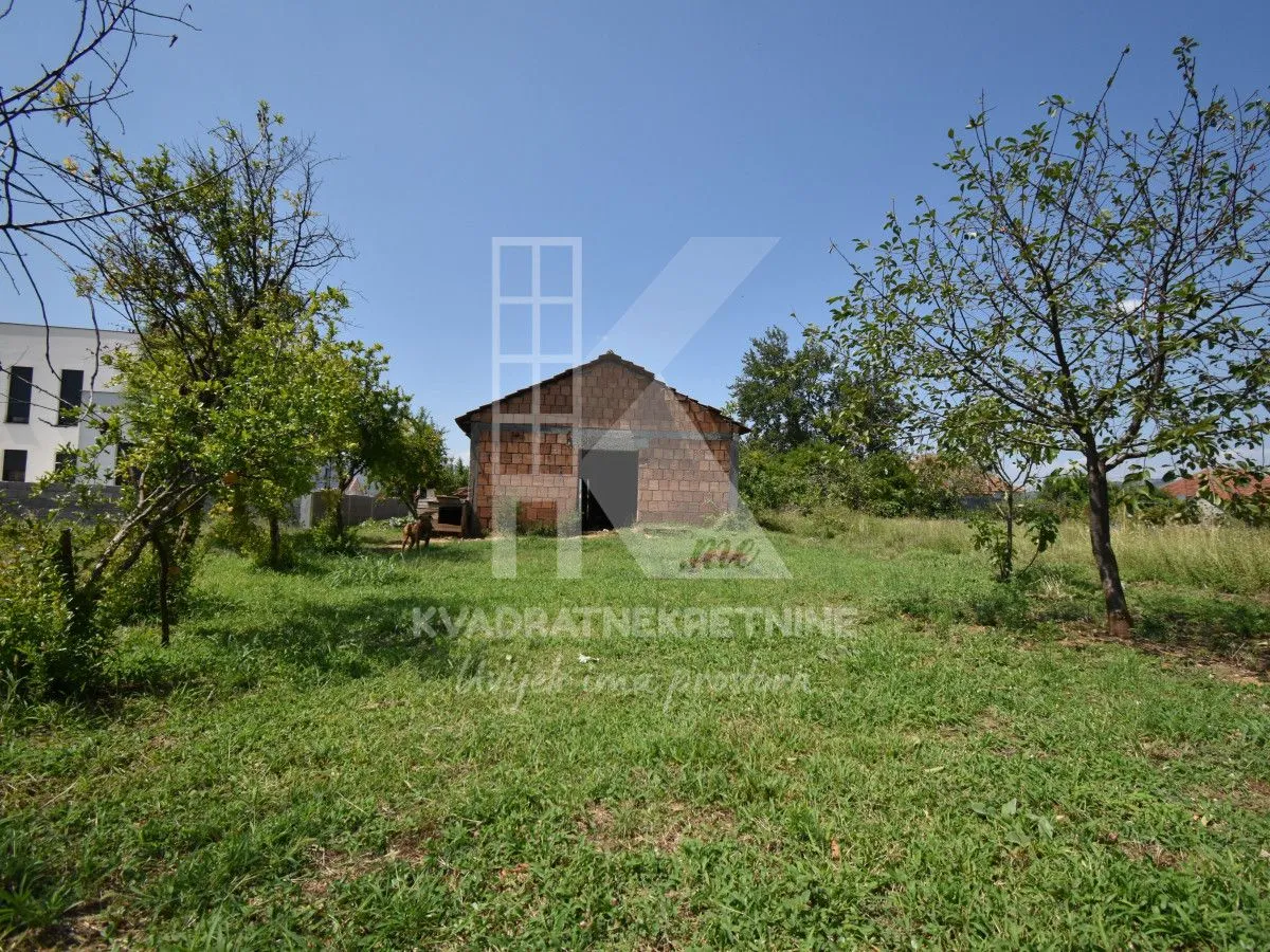 Prodaja, kuća, 120m², Dahna, Podgorica
