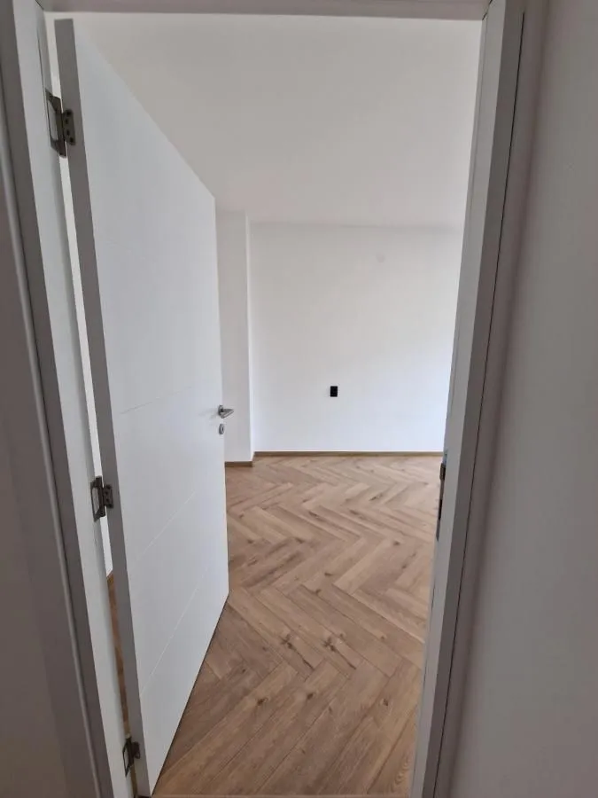 Prodaja, trosoban stan, 73m², Rotkvarija, Novi Sad Sve Podlokacije