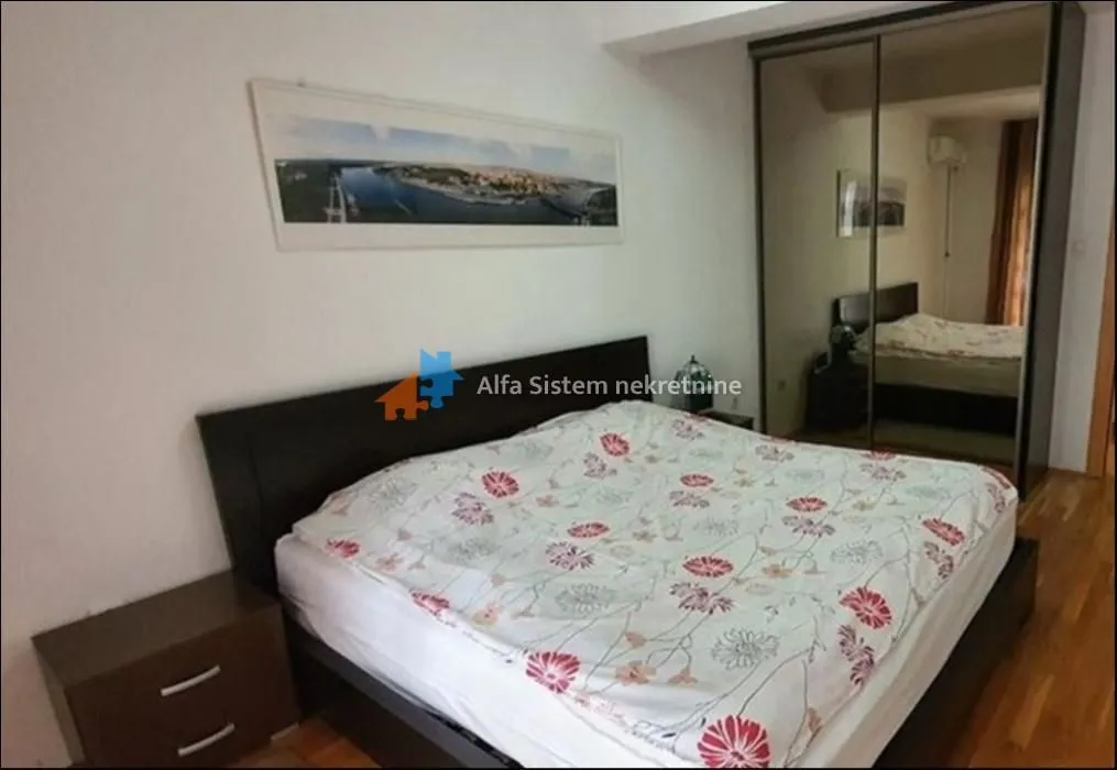 Rent, three bedroom apartment, 86m², Vračar Hram, Vračar Sve Podlokacije