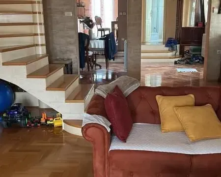 Prodaja, kuća, 600m², Golubovci, Podgorica - image 3