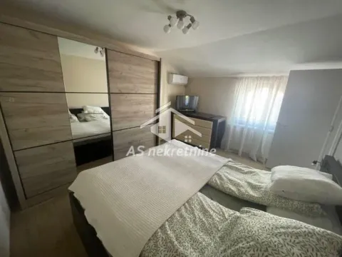 Rent, house, 120m², Slavujev Venac, Zvezdara Sve Podlokacije - image 16