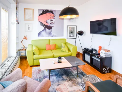 Izdavanje, jednosoban stan, 50m², City Kvart, Podgorica - image 14