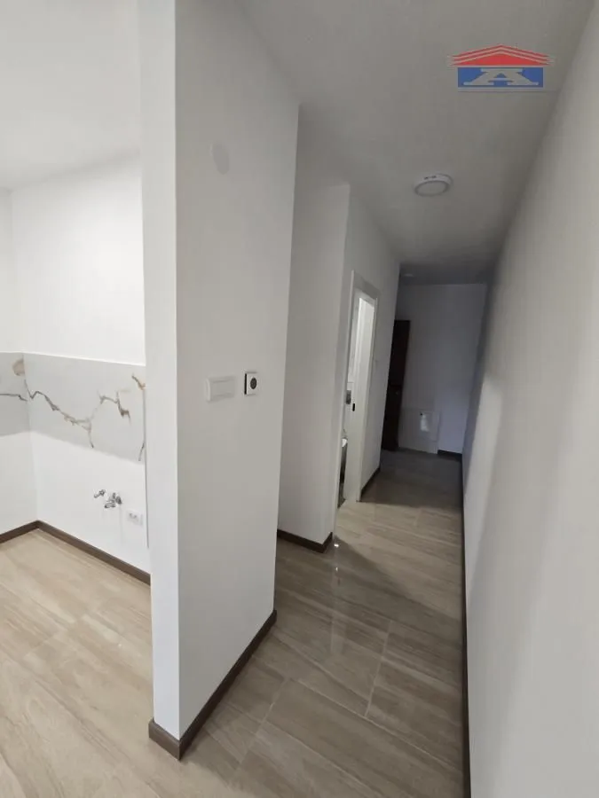 Izdavanje, garsonjera, 33m², Železnička Stanica, Novi Sad Sve Podlokacije