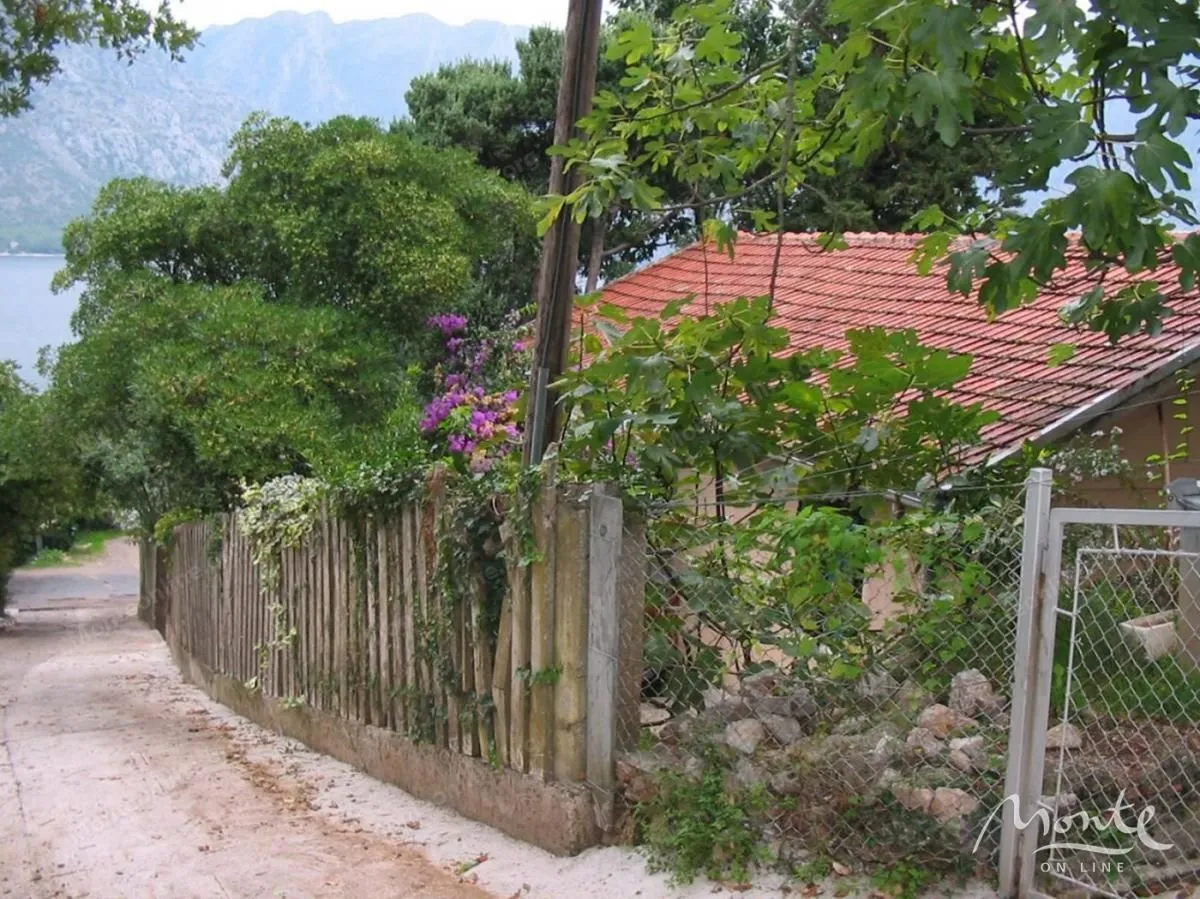 Prodaja, kuća, 77m², Stoliv, Kotor