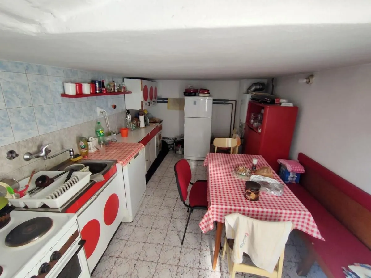 Prodaja, kuća, 250m², Sremska Kamenica, Petrovaradin