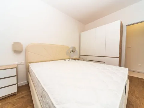 Izdavanje, jednosoban stan, 48m², Stari Aerodrom, Podgorica - image 7