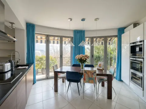 Sale, five bedroom apartment, 111m², Bečići, Budva - image 4