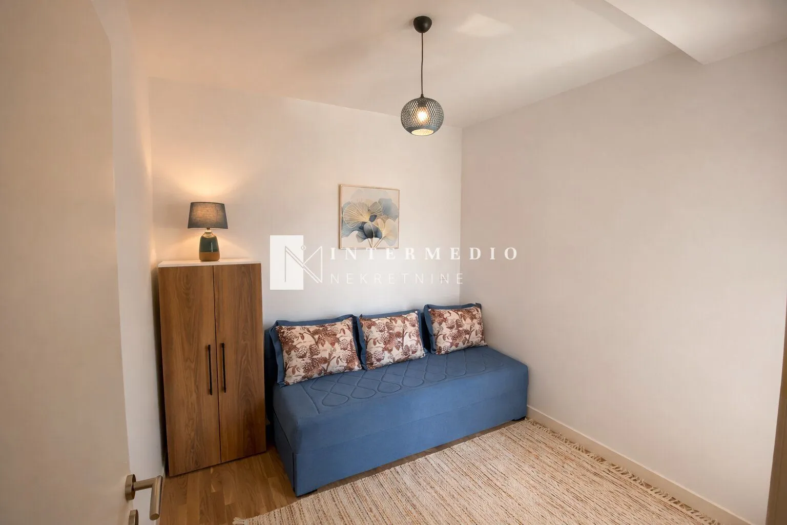 Prodaja, dvosoban stan, 62m², Dobrota, Kotor