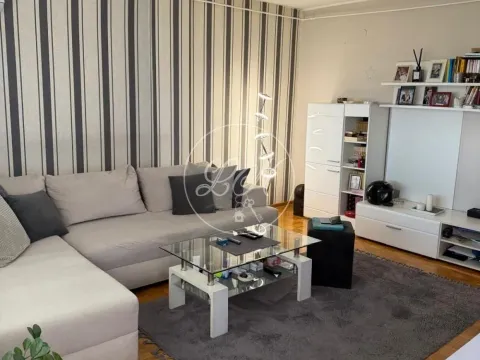 Stan in Novi Beograd Blok 38