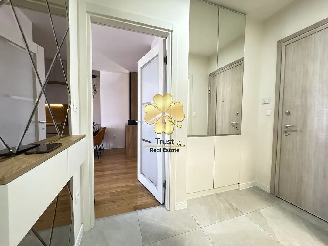 Rent, two bedroom apartment, 75m², Central Point, Podgorica