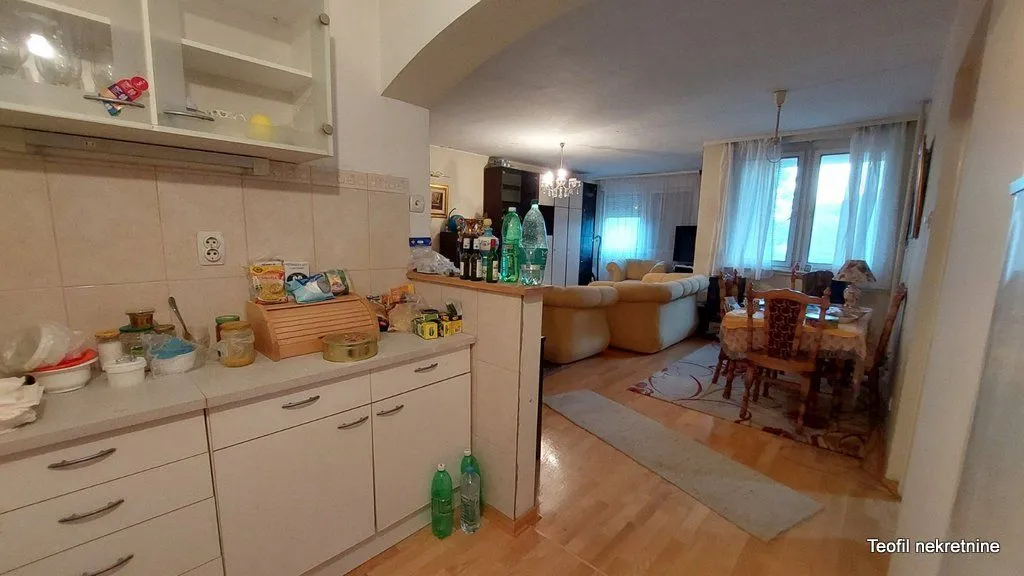 Prodaja, dvosoban stan, 65m², Voždovac Sve Podlokacije, Beograd