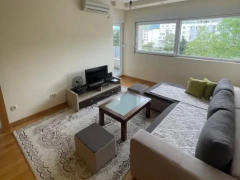 Izdavanje, jednosoban stan, 45m², Centar, Bar - image 3